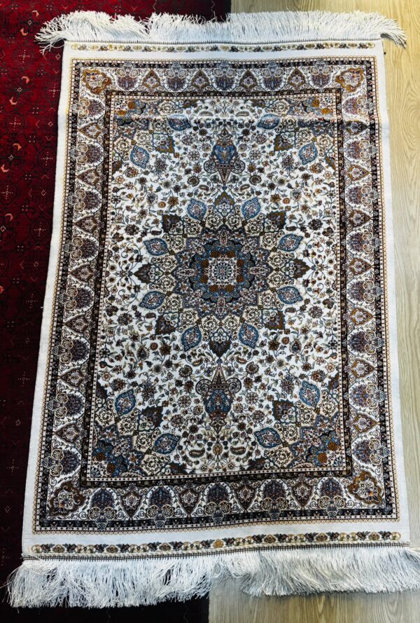 Bokhari Naqsha – handgeknüpfter Teppich aus Isfahan